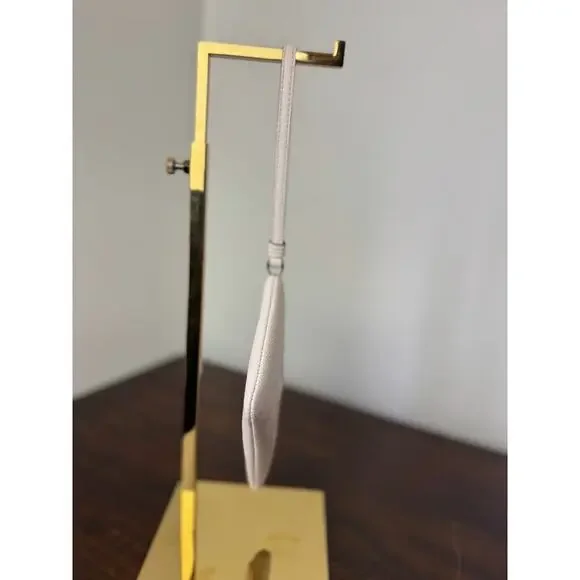 Coach Corner Zip Wristlet Gold/Chalk (off white/cream) NWOT - Picture 3 of 8